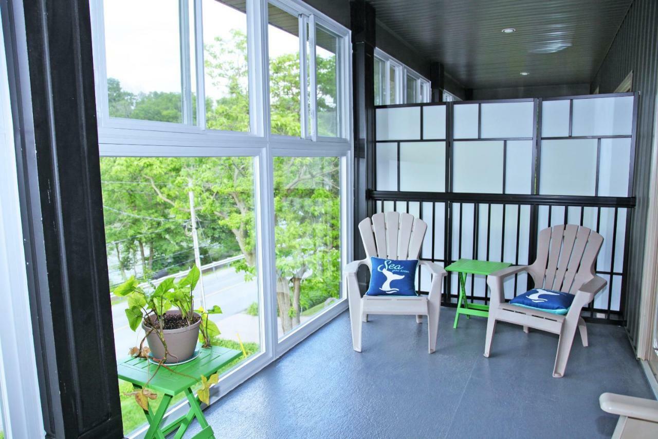 Lily'S House On The 12 Bed and Breakfast Sainte-Catherine Buitenkant foto